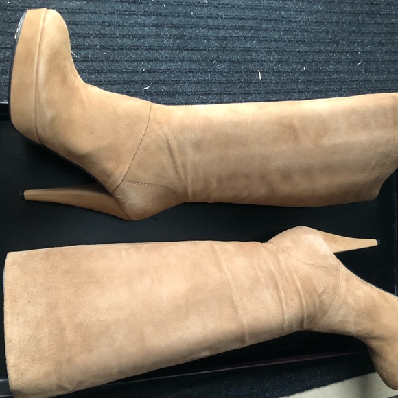 Moden Vintage beige suede high heel boots nib - Picture 2 of 9